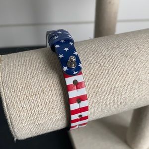 FREE WITH PURCHASE KEEP Collective leather bracelet